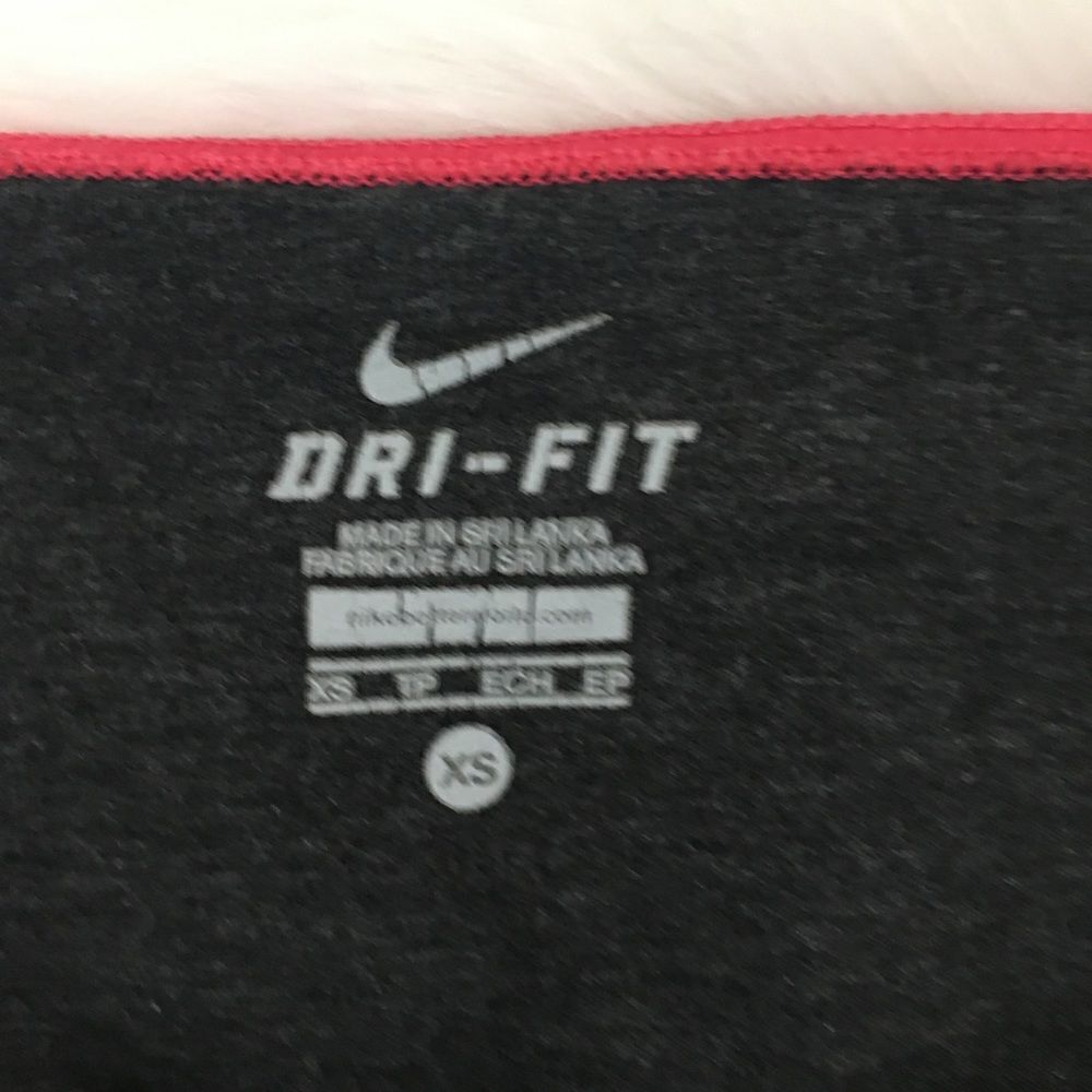 Nike Dri-Fit Capris - Picture 3 of 5